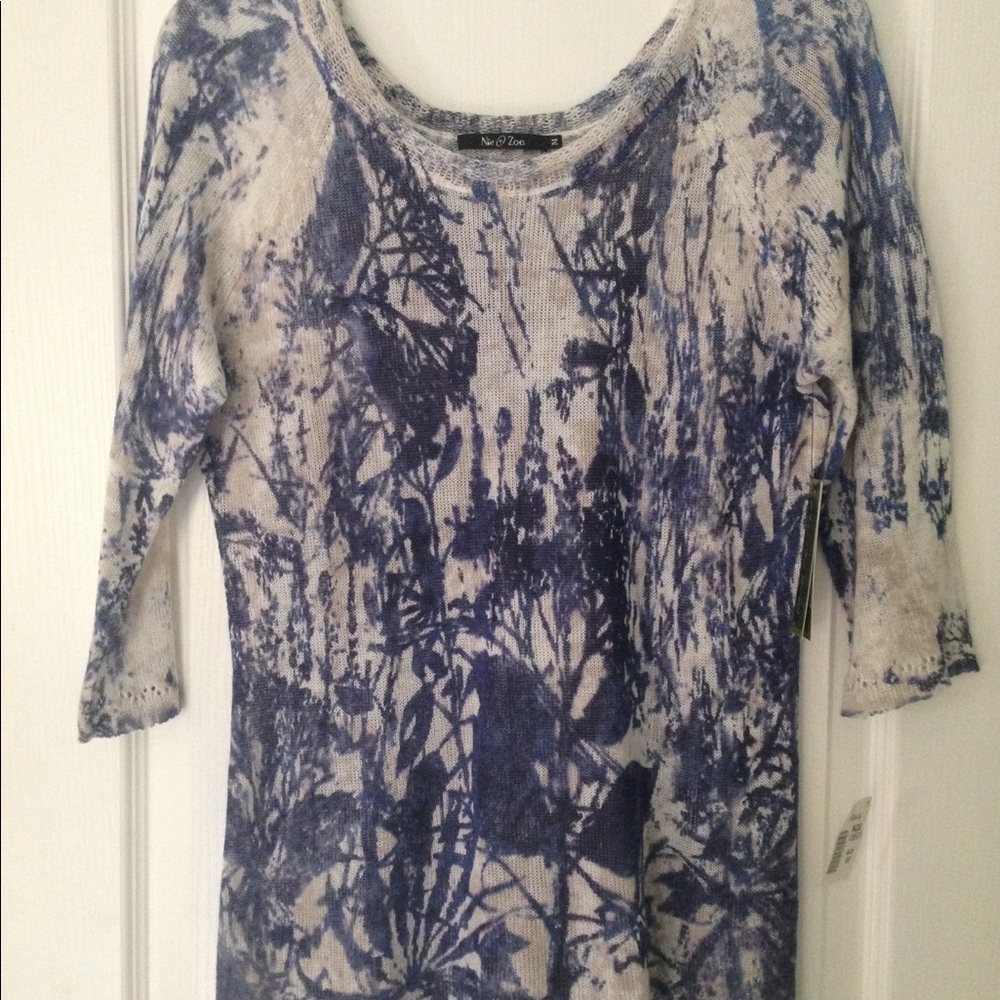 Woman blouse - Picture 3 of 3